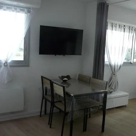 Pereire Bord De Апартаменты *