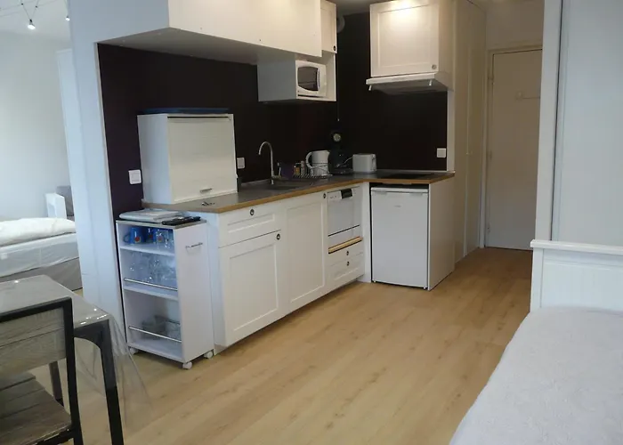 Апартаменты Pereire Bord De